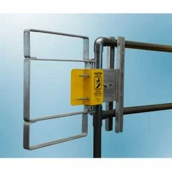 FabEnCo XL Series Carbon Steel Galvanized Clamp-On Self-Closing Safety Gate, Fits Opening 28-30.5"